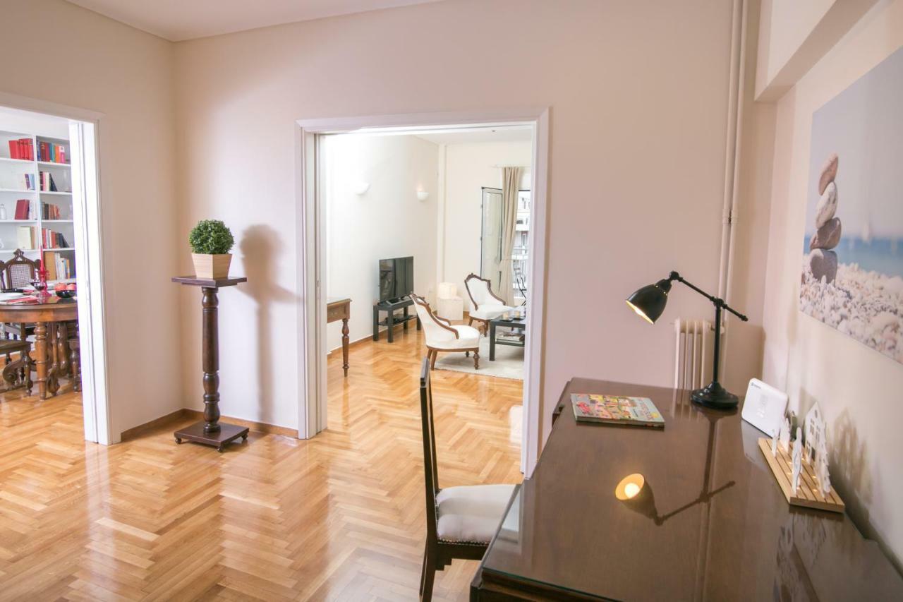Magnificent Luxury Retrostyle Flat Acropolis View Atenas Exterior foto